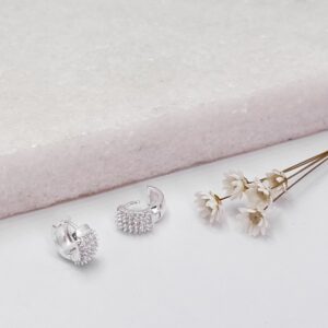 Brinco Prata Argola Cravejada Zirconia Grifa Alta